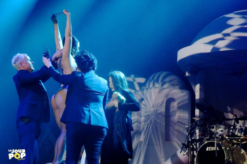 Lady Gaga en concert au Zénith de Paris pour le "ArtRave: The Artpop Ball" (31 octobre 2014)